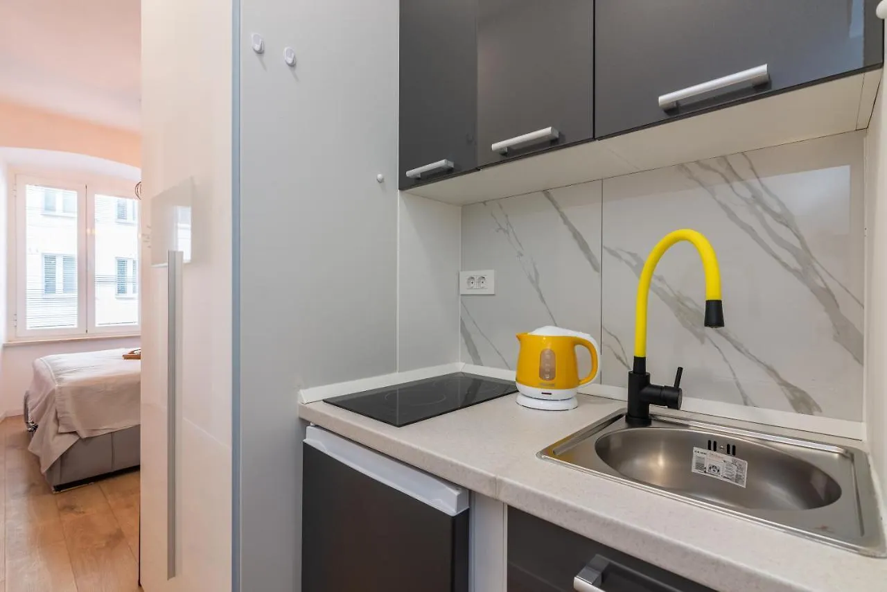 Apartments & Rooms Six Rijeka