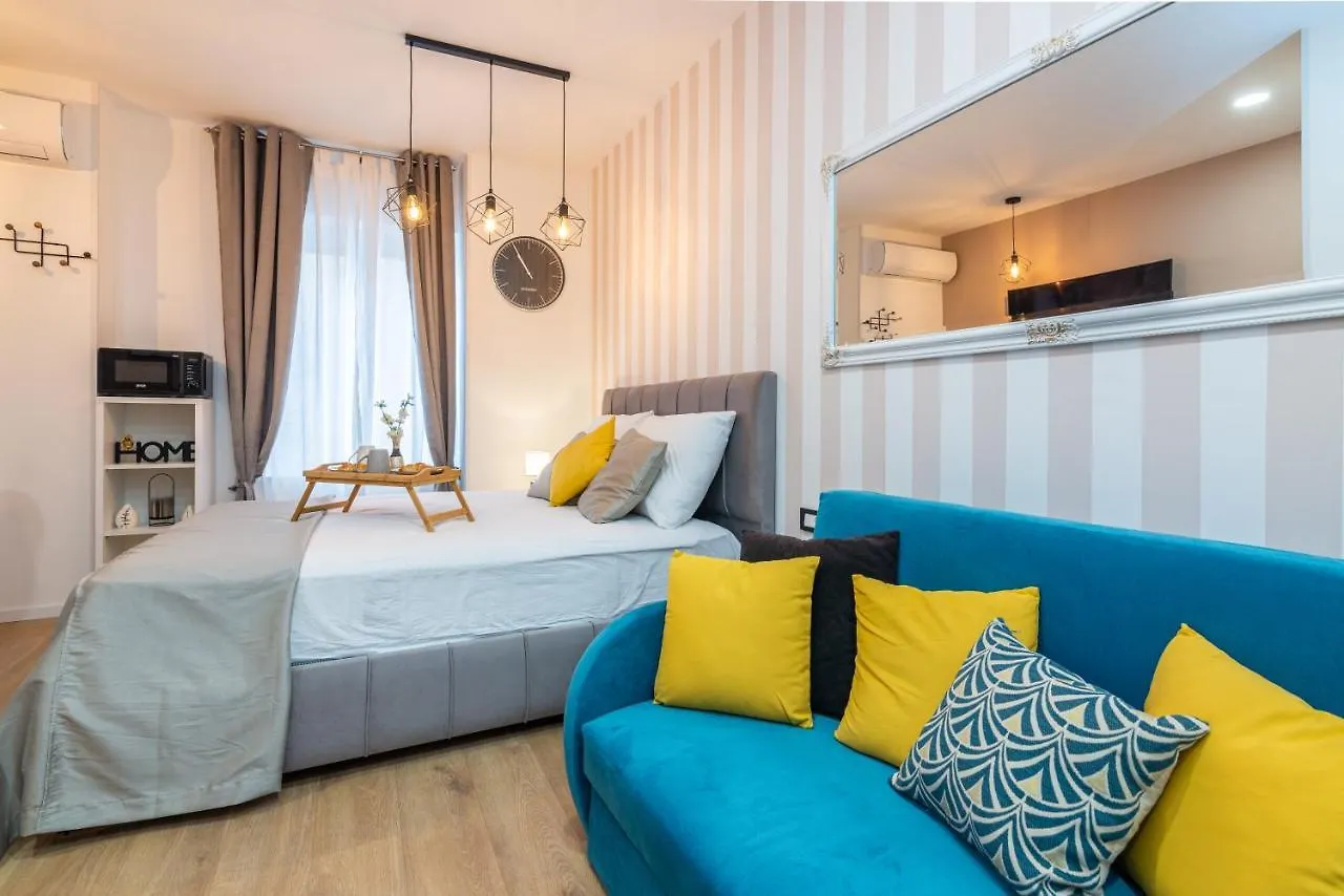 Apartments & Rooms Six Rijeka